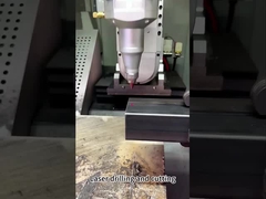 Biegung von Rohren aus Edelstahl und Aluminium für die Verarbeitung von Metallprodukten mit individuellem Logo